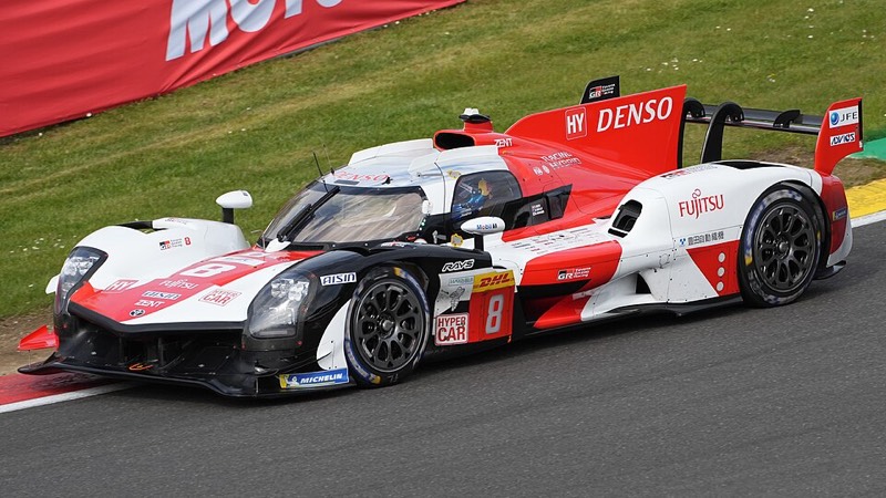 ハイパーカーの例: トヨタ GR010 HYBRID